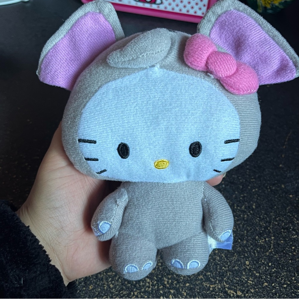 Hello Kitty Bundle - Picture 2 of 16